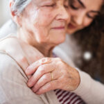 Generationen verbinden: Wie Sie Großeltern unterstützen können