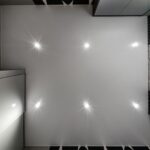 Energieeffizienter Luxus: Modernes Raumambiente mit LED