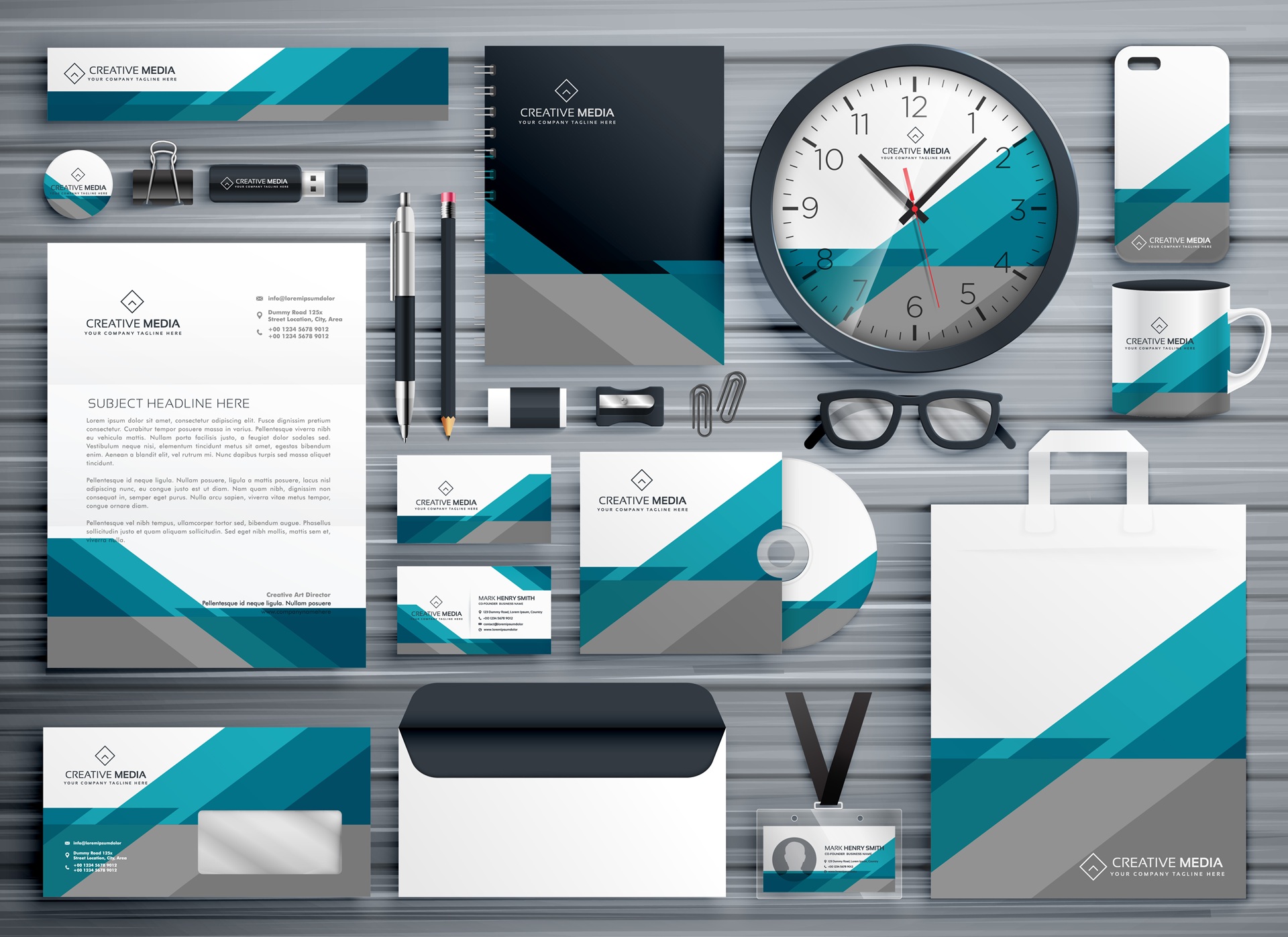 Einheitliches Branding mit Büroartikeln und Logo | Etiketten drucken lassen